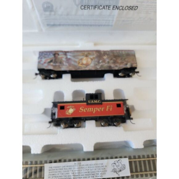 Hawthorne Quadalcanal Box Car & Semper Fi Caboose village train xmas - Picture 3 of 12
